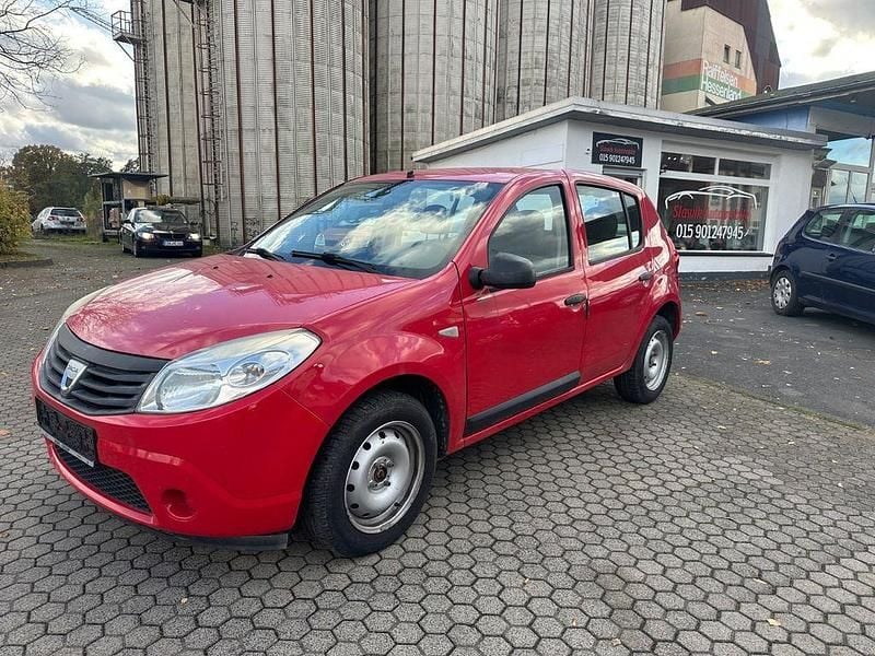 Rot Gebraucht 2008 Dacia Sandero Basis Kleinwagen | 1.590 € (Fairer Preis) - Bild 1/4