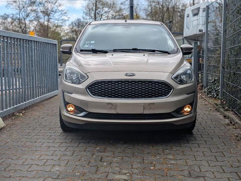 Gebraucht Ford Ka Plus Ultimate 86 PS (63 kW) 2019 Beige Kleinwagen