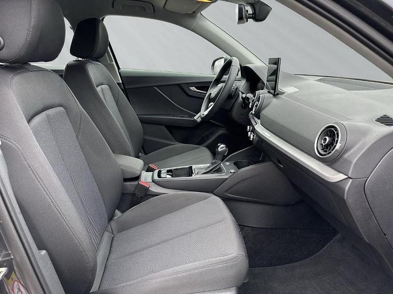 Gebraucht Audi Q2 Advanced Plus 150 PS (110 kW) 2025 Manhattangrau metallic SUV