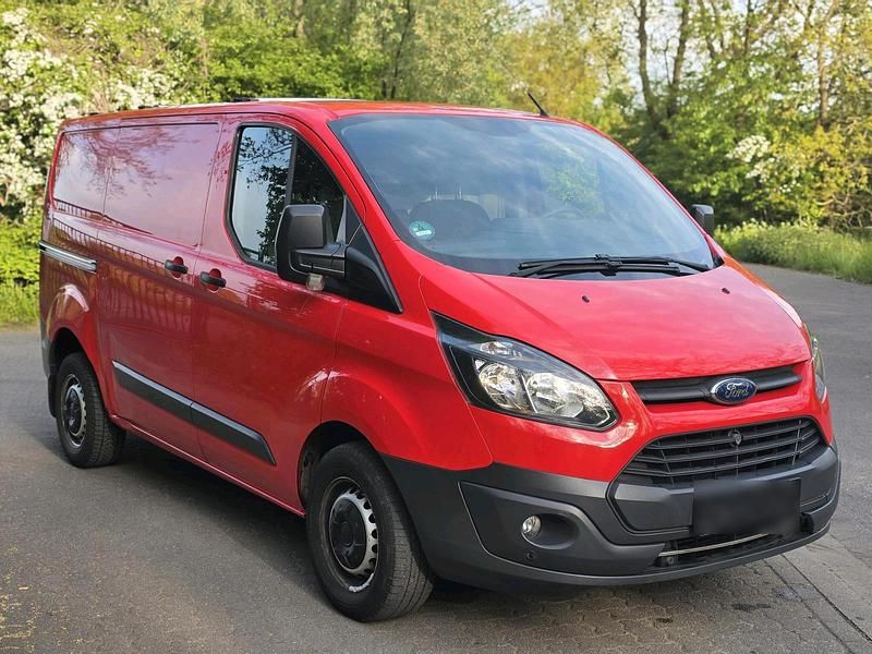 Usata Ford Transit Custom 105 CV (77 kW) 2018 Rosso Monovolume