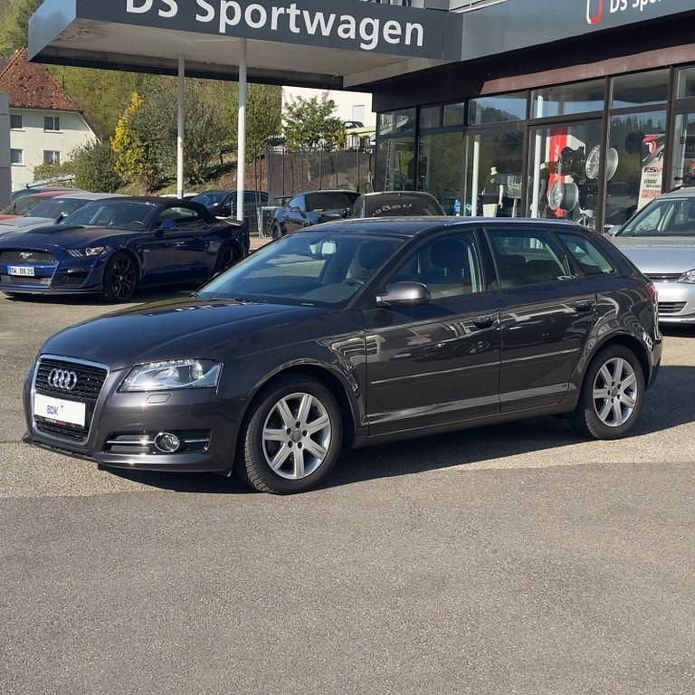Second-hand Audi A3 Ambiente 140 CP (102 kW) 2012 Gri Hatchback