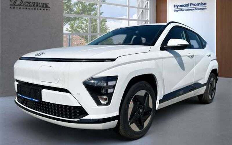 Atlas white / sol Neu 2024 Hyundai Kona Advantage SUV | 42.590 € - Bild 1/4