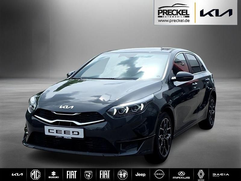 Grau Gebraucht 2025 Kia Ceed Limousine | 21.480 € (Superpreis) - Bild 1/4