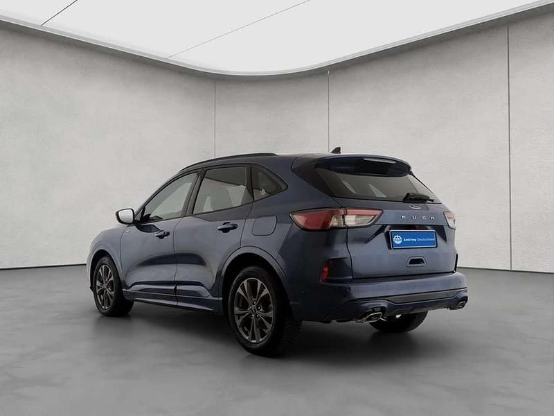 Gebraucht Ford Kuga ST-Line 150 PS (110 kW) 2024 Chrome blue metallic SUV