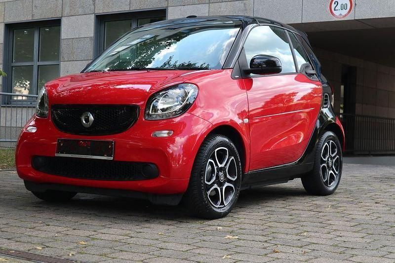 Schwarz Gebraucht 2017 Smart ForTwo Cabrio Cabrio | 12.999 € (Fairer Preis) - Bild 1/4