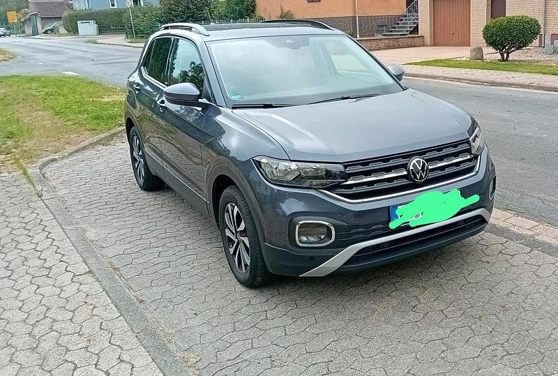 Używany VW T-Cross Active 95 KM (69 kW) 2022 Szary SUV