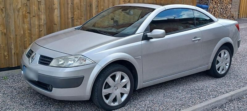 Silber Gebraucht 2005 Renault Mégane Cabriolet Cabrio | 2.700 € (Teuer) - Bild 1/4
