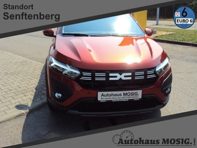 Braun schwarz Neu 2025 Dacia Jogger Extreme Van / Kleinbus | 24.280 € (Etwas zu teuer) - Bild 1/3