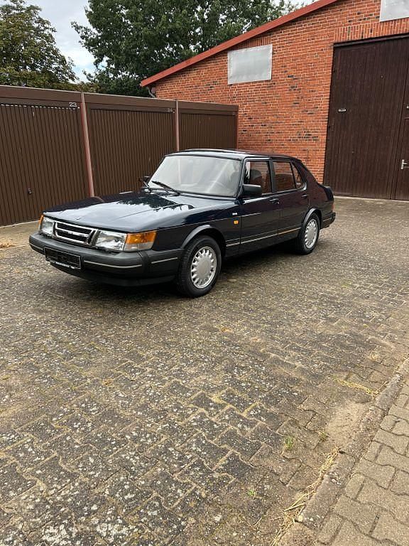 Gebraucht Saab 900 126 PS (92 kW) 1992 Blau Limousine