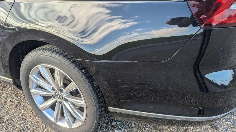 Gebraucht VW Passat Highline 190 PS (139 kW) 2015 Schwarz Kombi