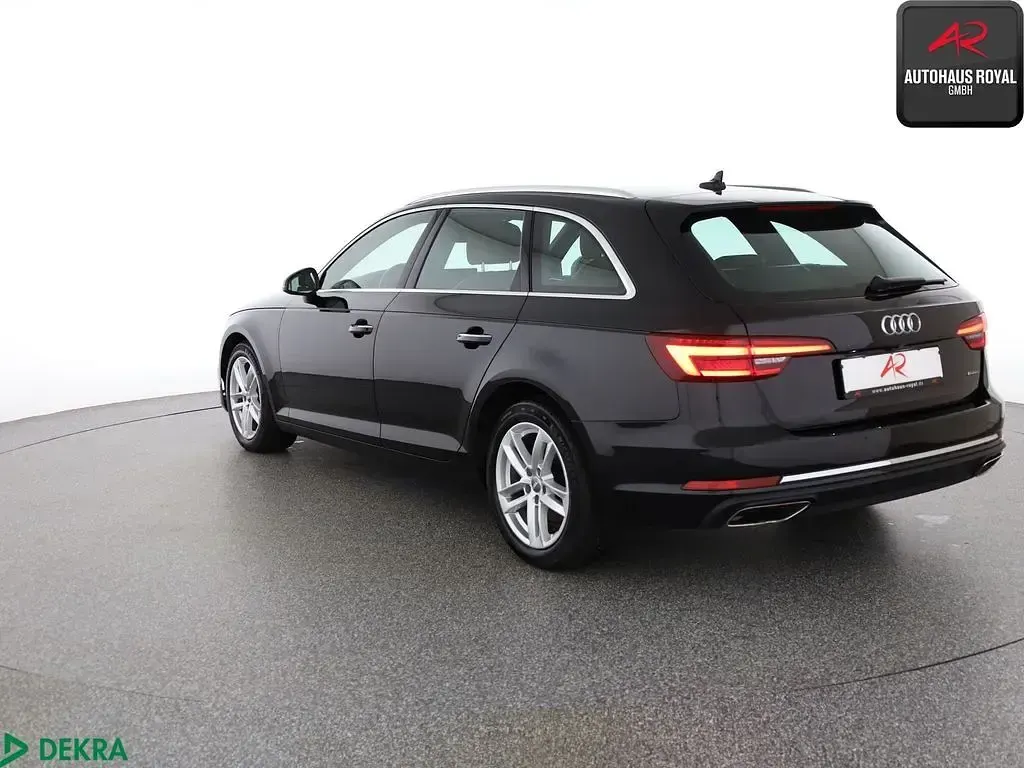 Gebraucht Audi A4 Comfort 190 PS (139 kW) 2019 Schwarz Kombi