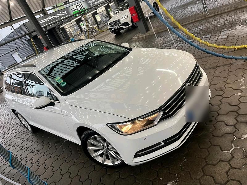 Gebraucht VW Passat 190 PS (139 kW) 2017 Limousine