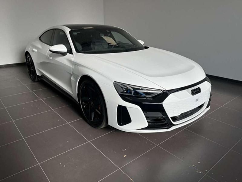 Gebraucht Audi e-tron GT quattro Basis 350 kW (476 PS) 2023 Ibisweiß Limousine