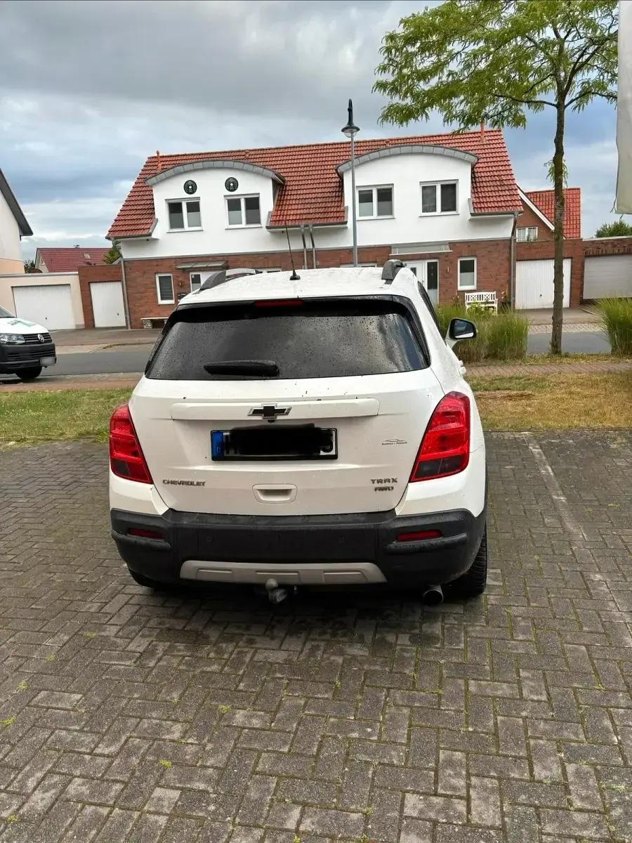 Gebraucht Chevrolet Trax 131 PS (96 kW) 2014 Silber SUV
