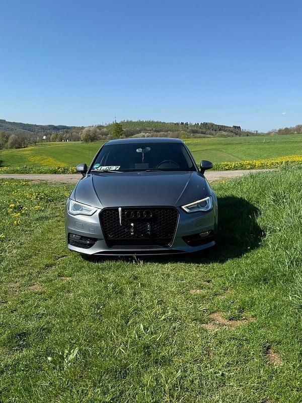 Gebraucht Audi A3 190 PS (139 kW) 2013 Grau Kleinwagen