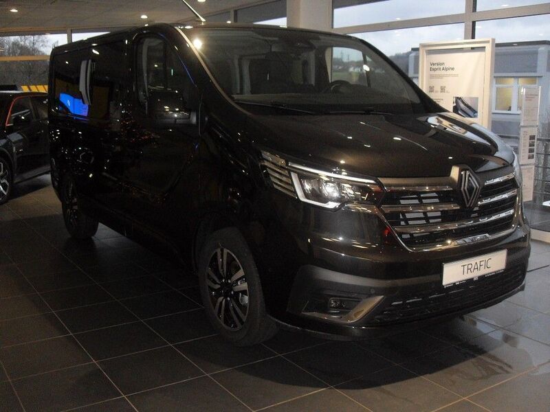 Tenebroschwarz Gebraucht 2024 Renault Trafic Van | 58.900 € - Bild 1/4