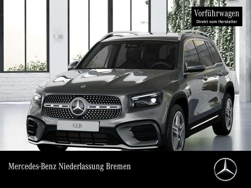 Mountain grau Gebraucht 2025 Mercedes GLB200 AMG SUV | 47.500 € (Teuer) - Bild 1/4