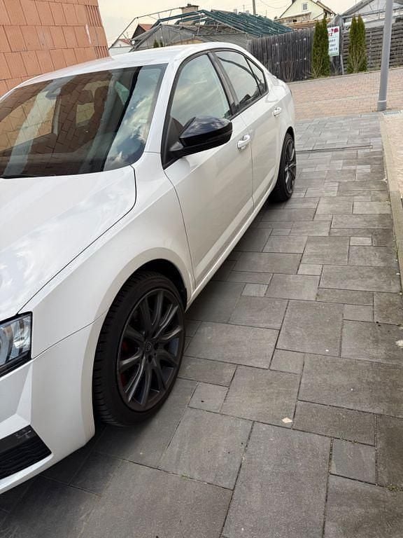 Gebraucht Skoda Octavia RS 220 PS (161 kW) 2015 Weiß Kleinwagen