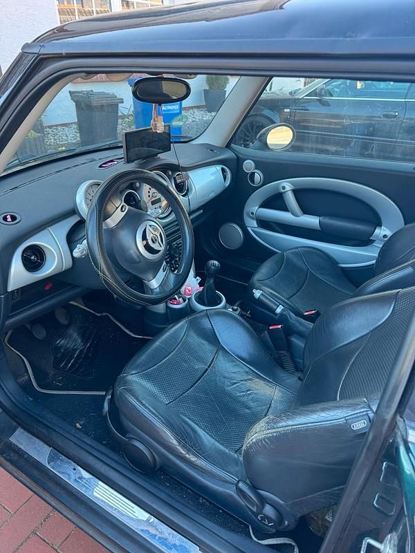 Usata Mini Cooper 116 CV (85 kW) 2002 Verde Utilitaria