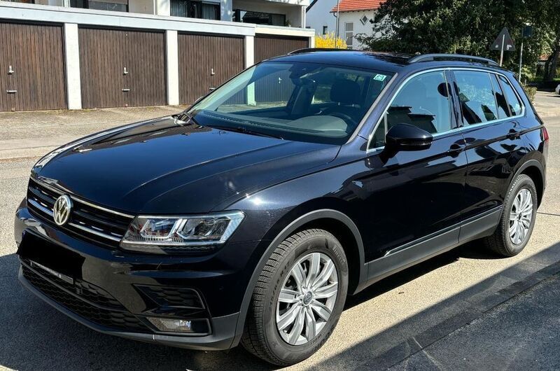 Schwarz Gebraucht 2019 VW Tiguan Comfortline SUV | 22.999 € (Fairer Preis) - Bild 1/4