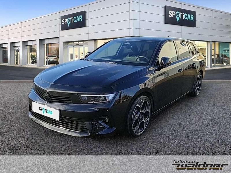 Karbon schwarz metallic Gebraucht 2023 Opel Astra GS Line Kombi | 25.900 € (Teuer) - Bild 1/4