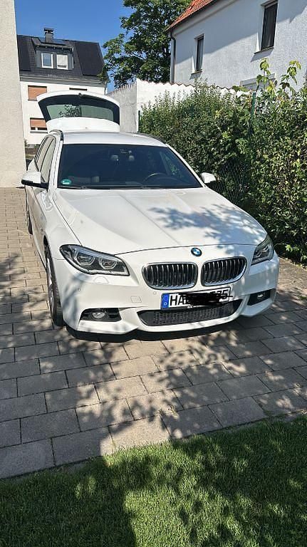 Weiß Gebraucht 2014 BMW 535 M Sport Kombi | 22.999 € (Teuer) - Bild 1/4