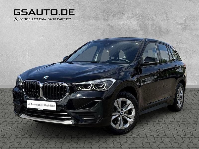 Schwarz ii (schwarz) Gebraucht 2021 BMW X1 Advantage SUV | 22.500 € (Guter Preis) - Bild 1/2