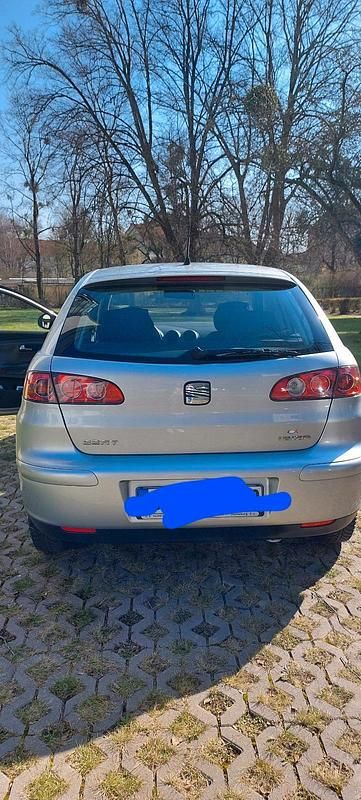 Gebraucht Seat Ibiza 2004 Silber Kleinwagen
