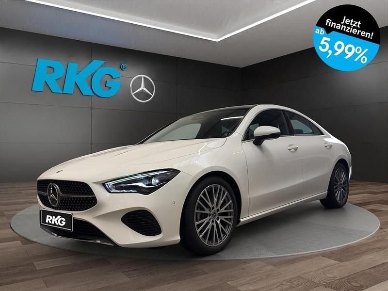 Weiß Gebraucht 2024 Mercedes CLA180 Progressive Limousine | 31.850 € (Fairer Preis) - Bild 1/4