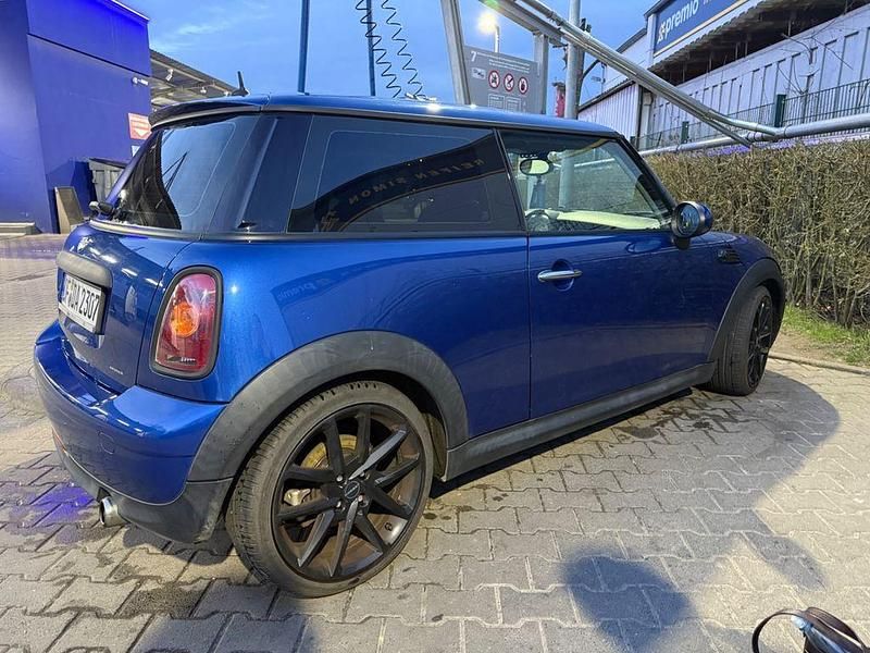 Usata Mini Cooper 120 CV (88 kW) 2007 Blu Utilitaria
