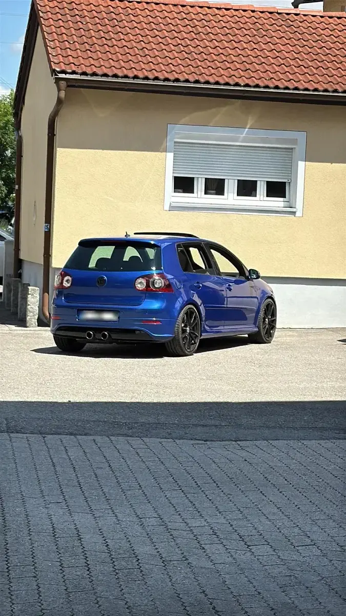Używany VW Golf IV R 500 KM (367 kW) 2006 Niebieski Sedan/Limuzyna
