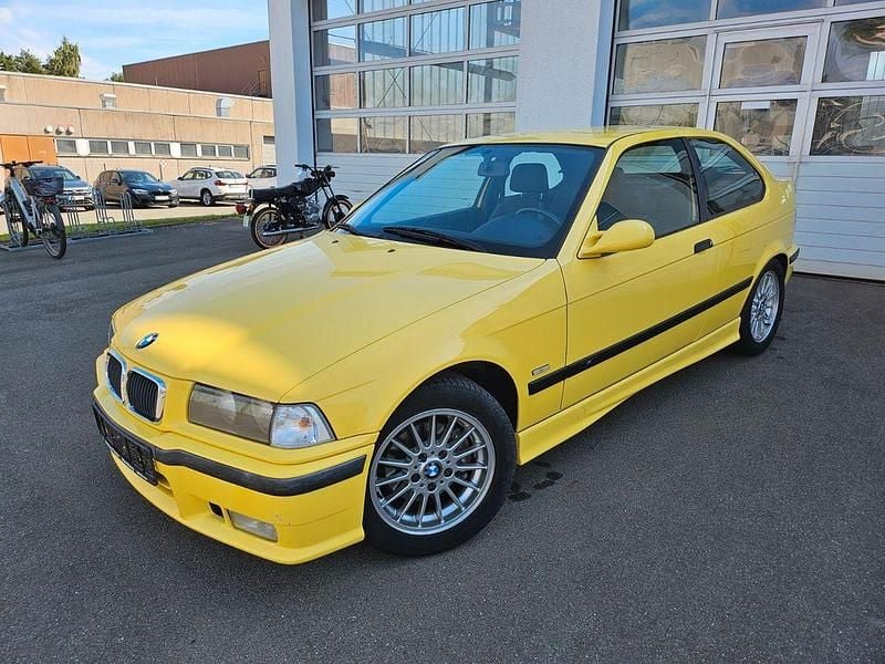 Gelb Gebraucht 2000 BMW 323 Compact Sport Line Kleinwagen | 12.375 € - Bild 1/4