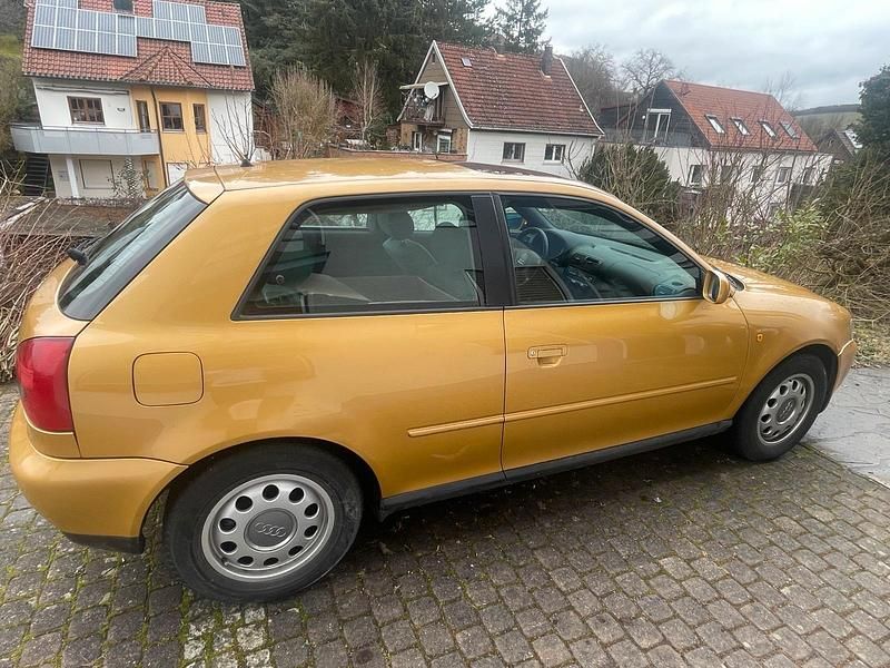 Gebraucht Audi A3 101 PS (74 kW) 1997 Orange Kleinwagen