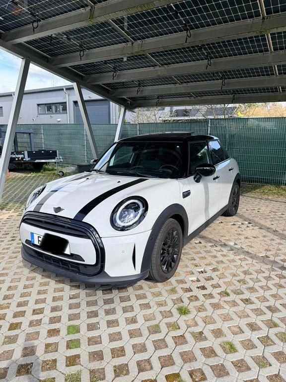 Usado Mini Cooper 136 HP (100 kW) 2023 Branco Citadino