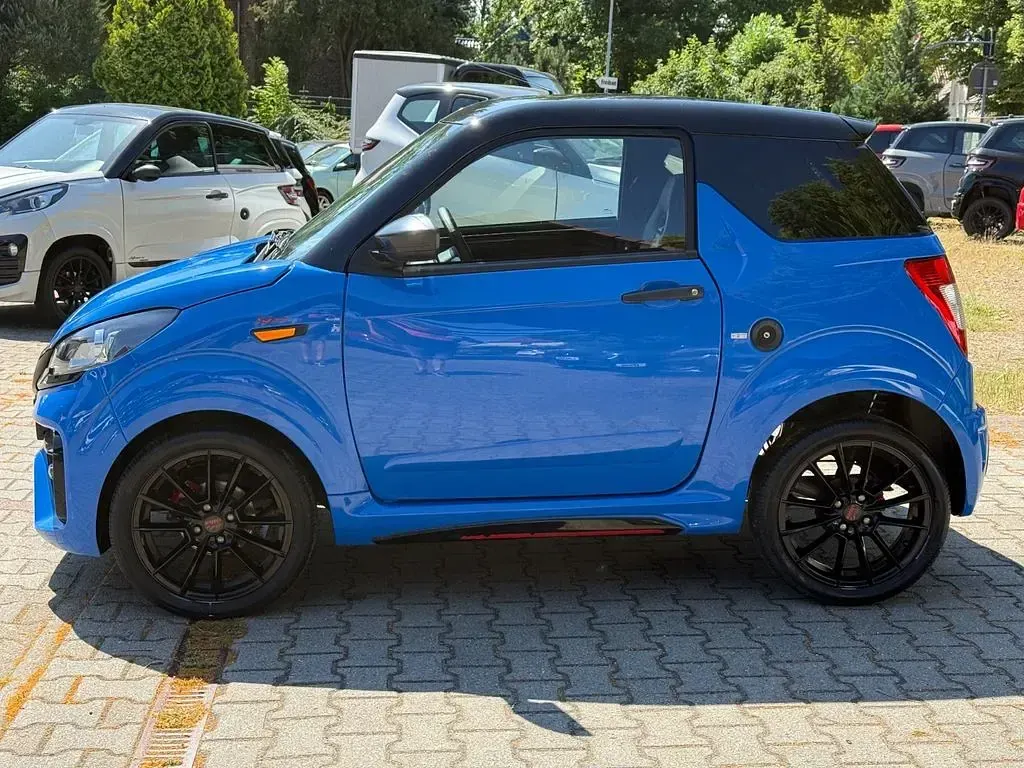 Gebraucht Ligier JS50 2024 Blau Kleinwagen