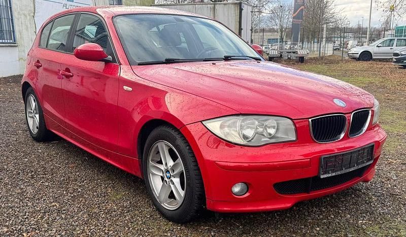 Gebraucht BMW 118 122 PS (89 kW) 2006 Rot Kleinwagen
