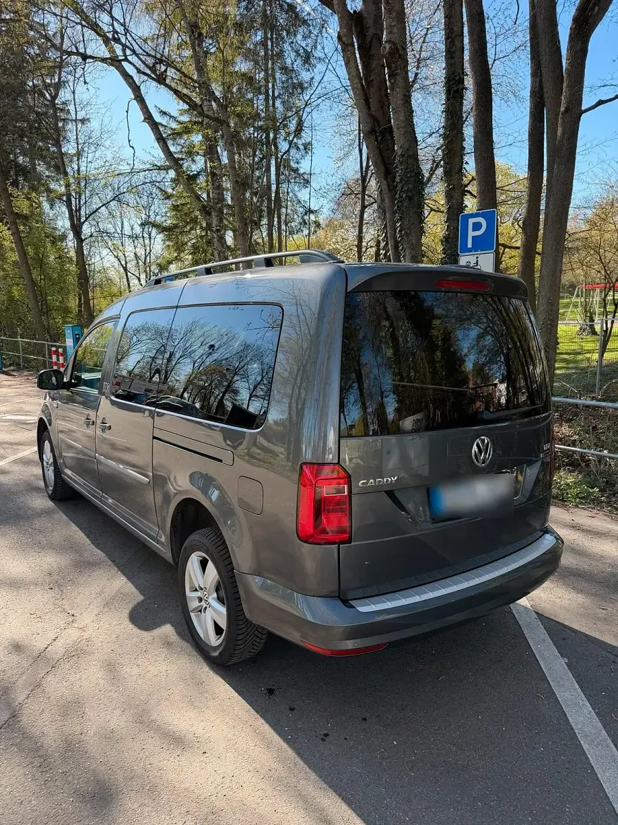 Gebraucht VW Caddy Trendline 122 PS (89 kW) 2017 Grau Van / Kleinbus