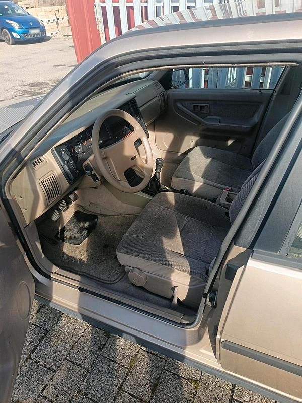 Gebraucht Volvo 440 1989 Andere farben Kleinwagen