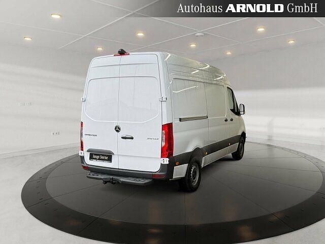 Gebraucht Mercedes Sprinter 190 PS (139 kW) 2026 Grau (grau) Van