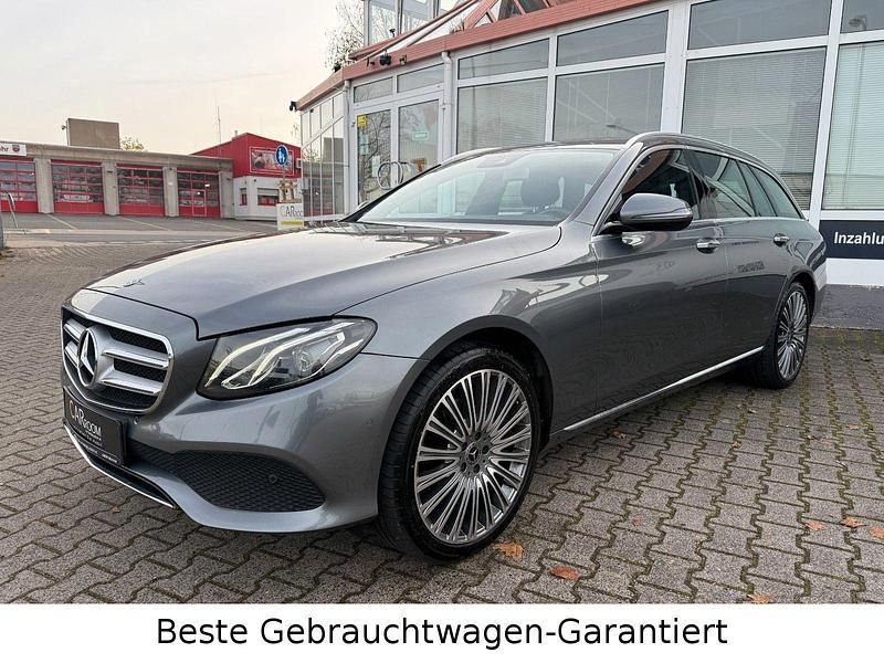 Gebraucht Mercedes E220 194 PS (142 kW) 2017 Grau Kombi