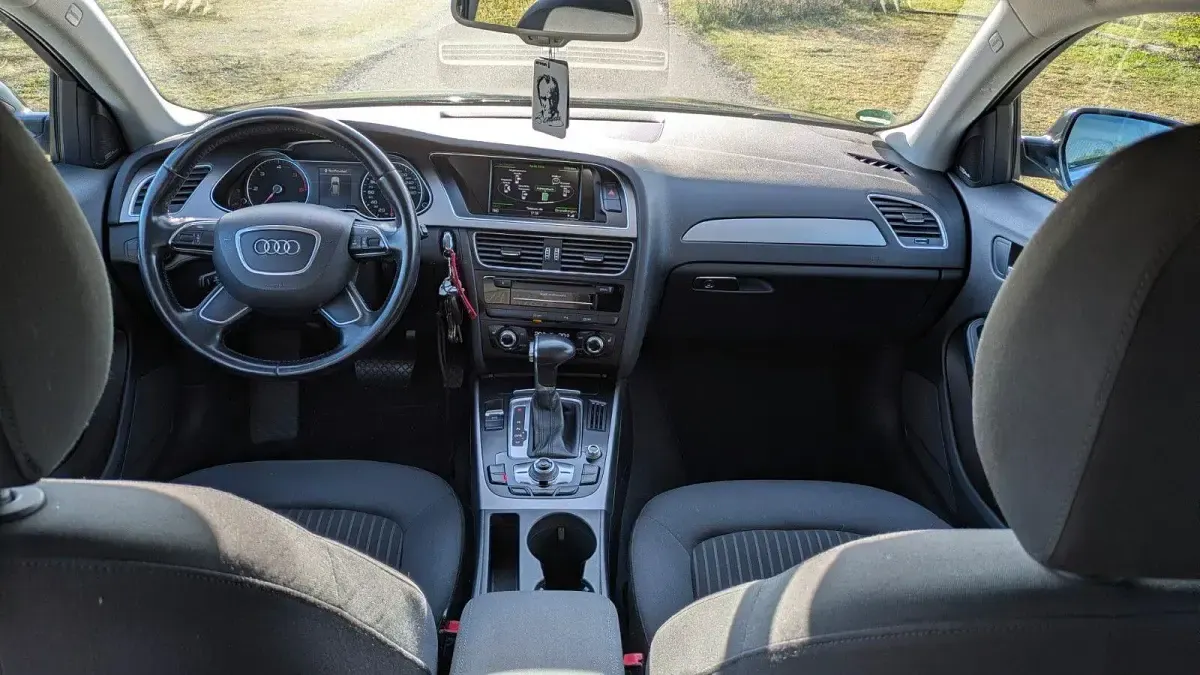 Gebraucht Audi A4 Ambition 143 PS (105 kW) 2013 Blau Kombi
