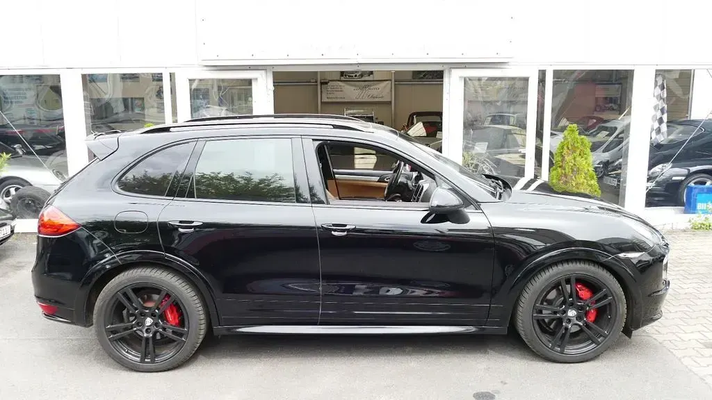 Gebraucht Porsche Cayenne GTS 420 PS (308 kW) 2012 Schwarz SUV