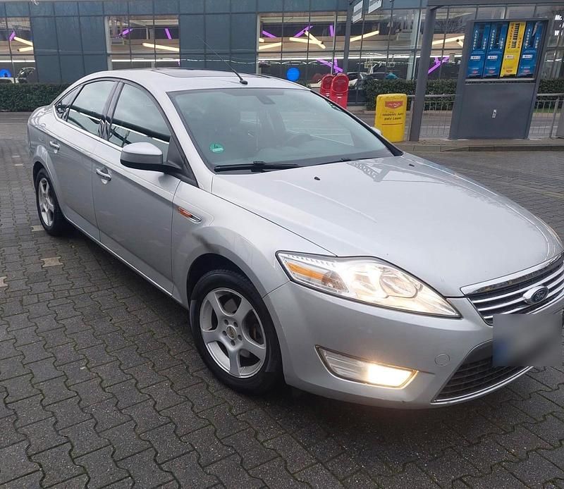 Gebraucht Ford Mondeo 160 PS (117 kW) 2007 Silber Limousine