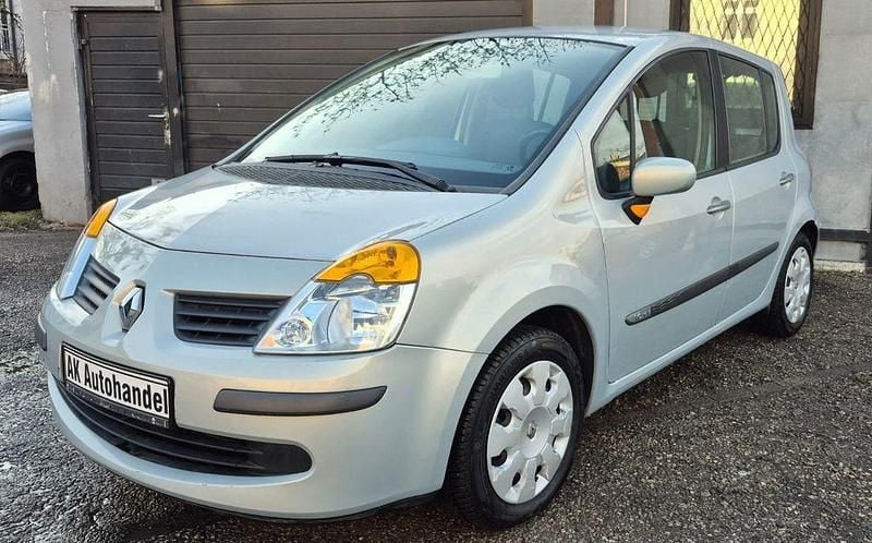 Grau Gebraucht 2005 Renault Modus Dynamique Van / Kleinbus | 2.490 € (Fairer Preis) - Bild 1/4