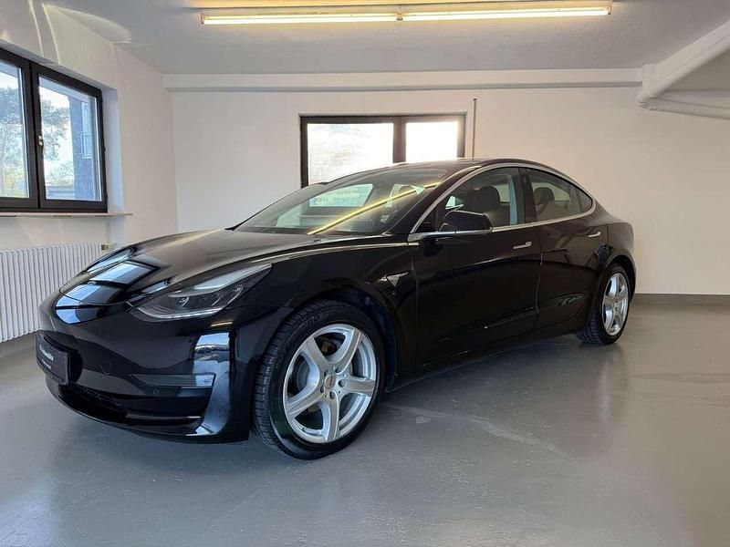 Gebraucht Tesla Model 3 258 kW (351 PS) 2019 Schwarz Limousine