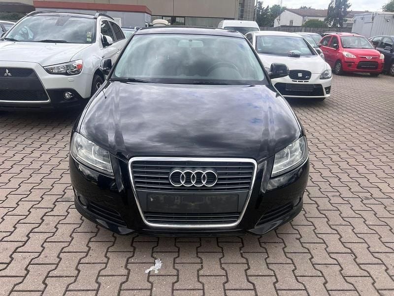 Schwarz Gebraucht 2009 Audi A3 Sportback Attraction Limousine | 2.999 € (Superpreis) - Bild 1/4
