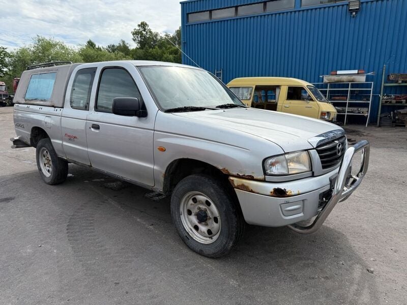 Silber Gebraucht 2004 Mazda B Series Abholung | 3.500 € - Bild 1/4