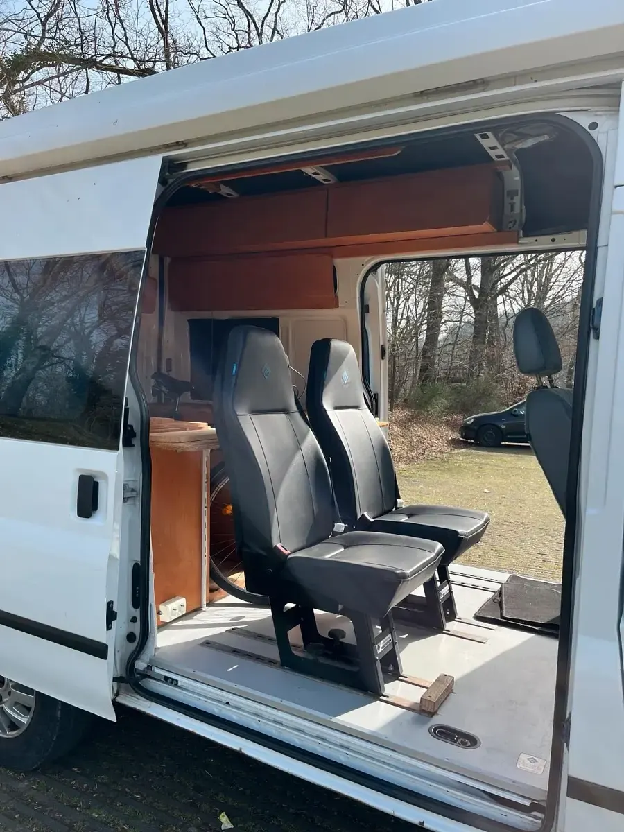Gebraucht Ford Transit Basis 125 PS (91 kW) 2013 Weiß Van / Kleinbus