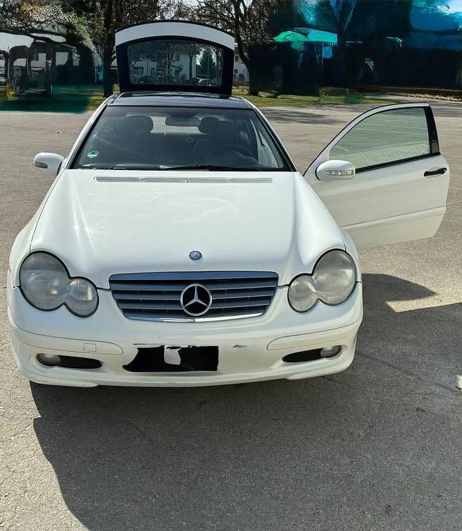 Gebraucht Mercedes C180 129 PS (94 kW) 2001 Weiß Coupé
