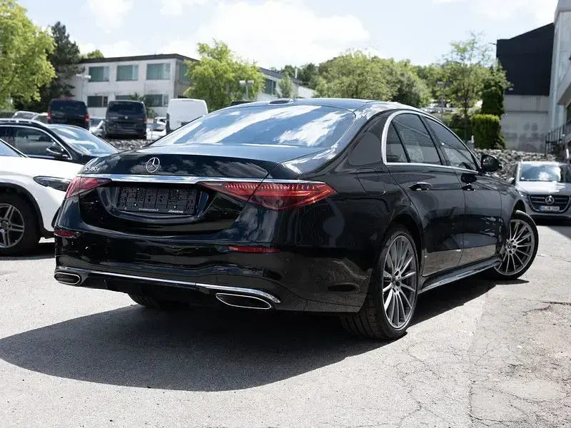 Gebraucht Mercedes S580 AMG 367 PS (269 kW) 2024 Schwarz metalliclack obsidians Limousine